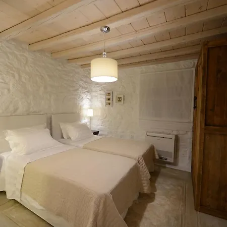 Ammonite With Heated Pool By Diles Villa *