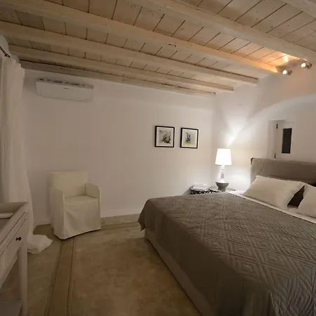 Ammonite With Heated Pool By Diles Psarou (Mykonos)