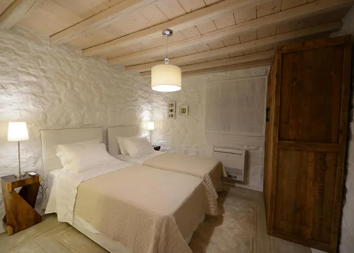 Ammonite With Heated Pool By Diles Villa *