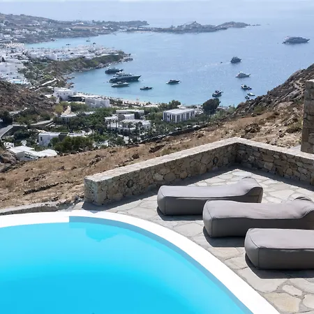 ヴィラ Ammonite With Heated Pool By Diles *