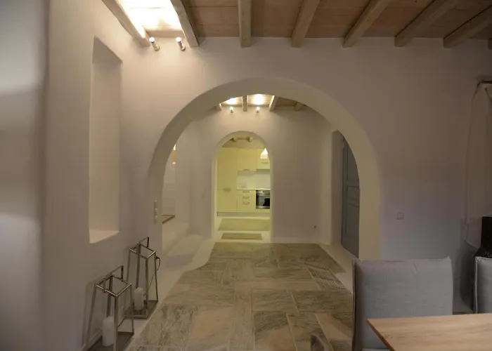 Ammonite With Heated Pool By Diles *