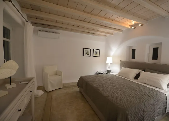 Ammonite With Heated Pool By Diles Psarou (Mykonos)