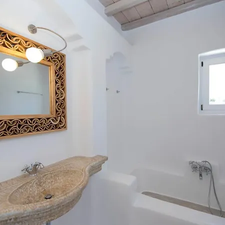 Villa Ammonite With Heated Pool By Diles Psarrou